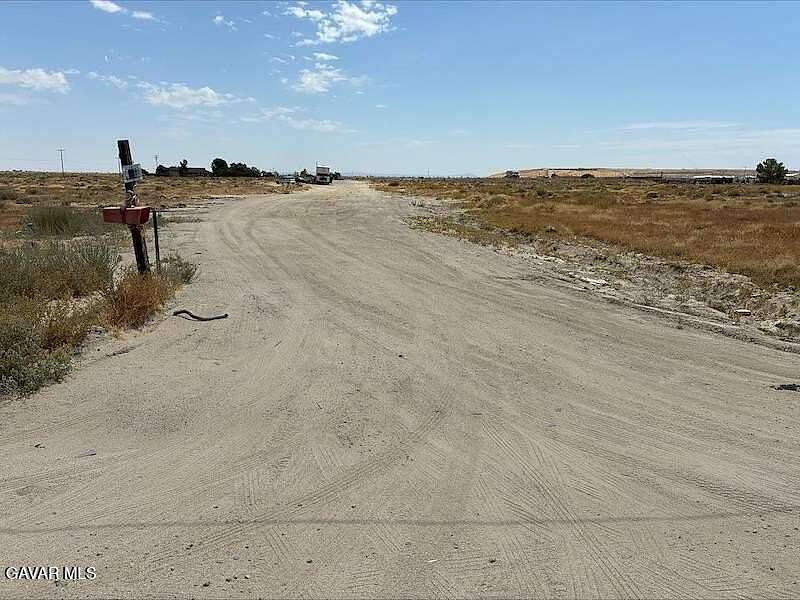 2.55 Acres of Residential Land for Sale in Lancaster, California