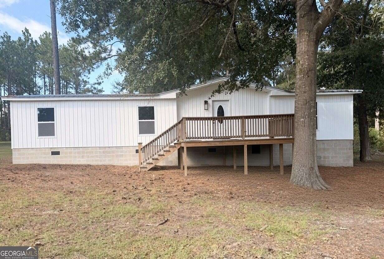 2 Acres of Land with Home for Sale in Dexter, Georgia