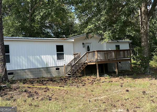 2 Acres of Land with Home for Sale in Dexter, Georgia