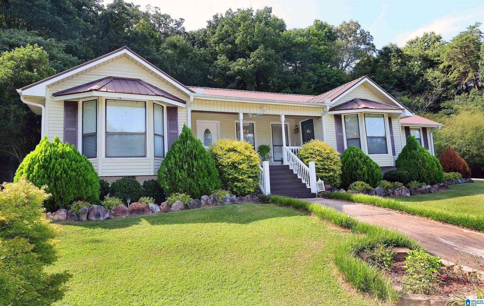 5.4 Acres of Land with Home for Sale in Pell City, Alabama
