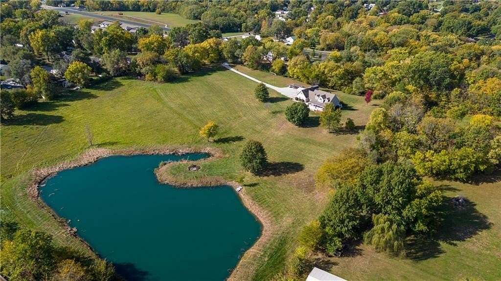 9.36 Acres of Land with Home for Sale in Richmond, Missouri