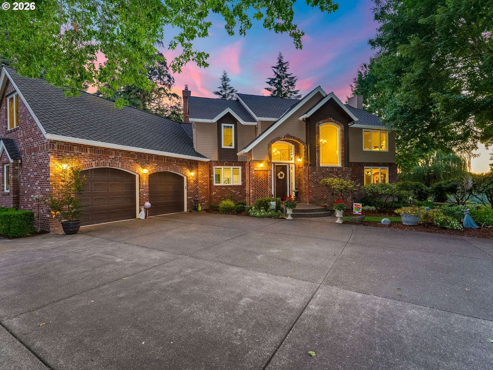 2.4 Acres of Land with Home for Sale in Newberg, Oregon