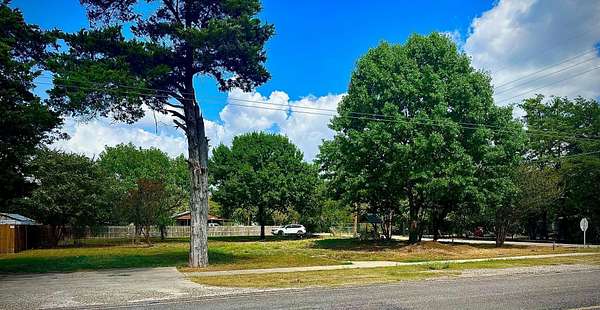 0.34 Acres of Residential Land for Sale in Whitewright, Texas