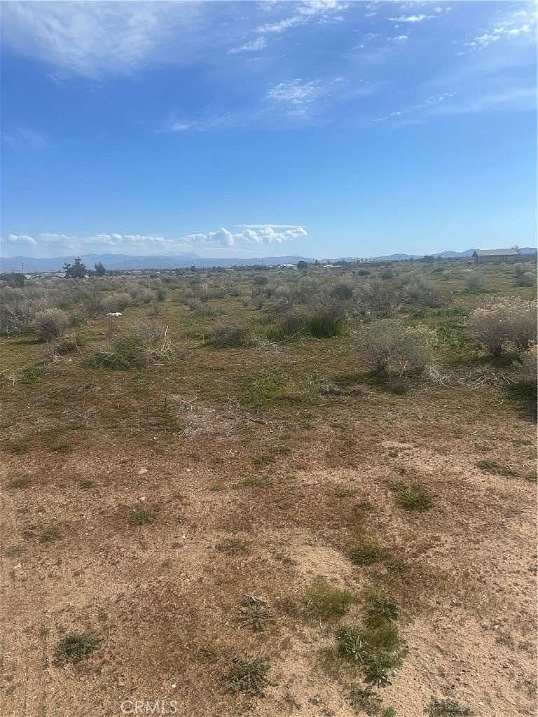 2.38 Acres of Residential Land for Sale in Phelan, California