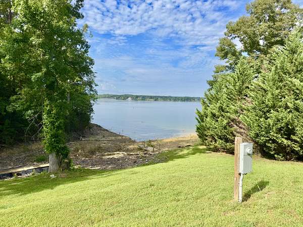 0.81 Acres of Residential Land for Sale in Baneberry, Tennessee