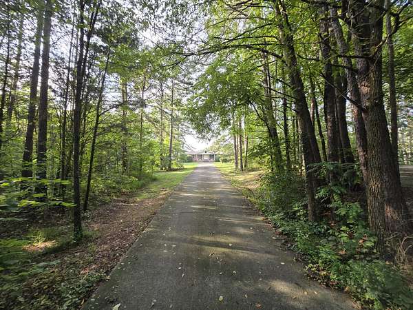 2.14 Acres of Land with Home for Lease in Knoxville, Tennessee