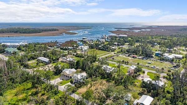 0.17 Acres of Residential Land for Sale in Steinhatchee, Florida