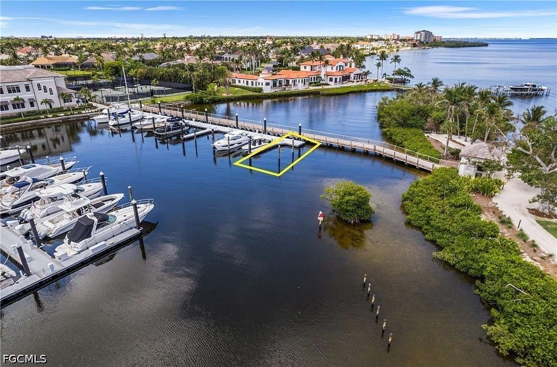 Residential Land for Sale in Fort Myers, Florida