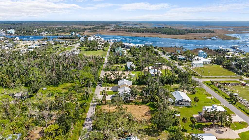0.17 Acres of Residential Land for Sale in Steinhatchee, Florida