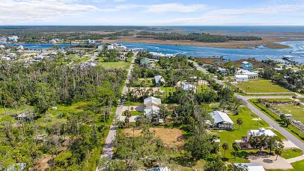 0.17 Acres of Residential Land for Sale in Steinhatchee, Florida