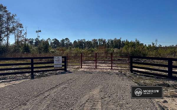 5 Acres of Residential Land for Sale in Vinton, Louisiana