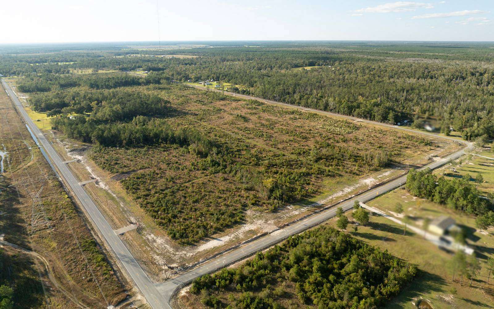 5 Acres of Residential Land for Sale in Vinton, Louisiana