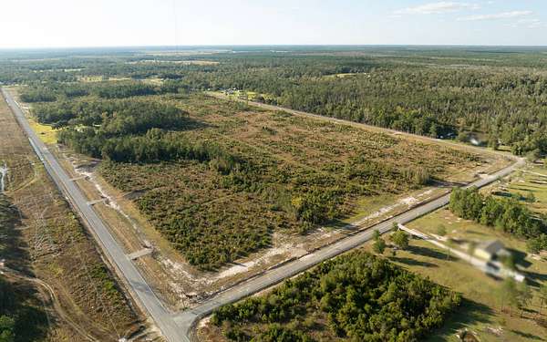 5 Acres of Residential Land for Sale in Vinton, Louisiana