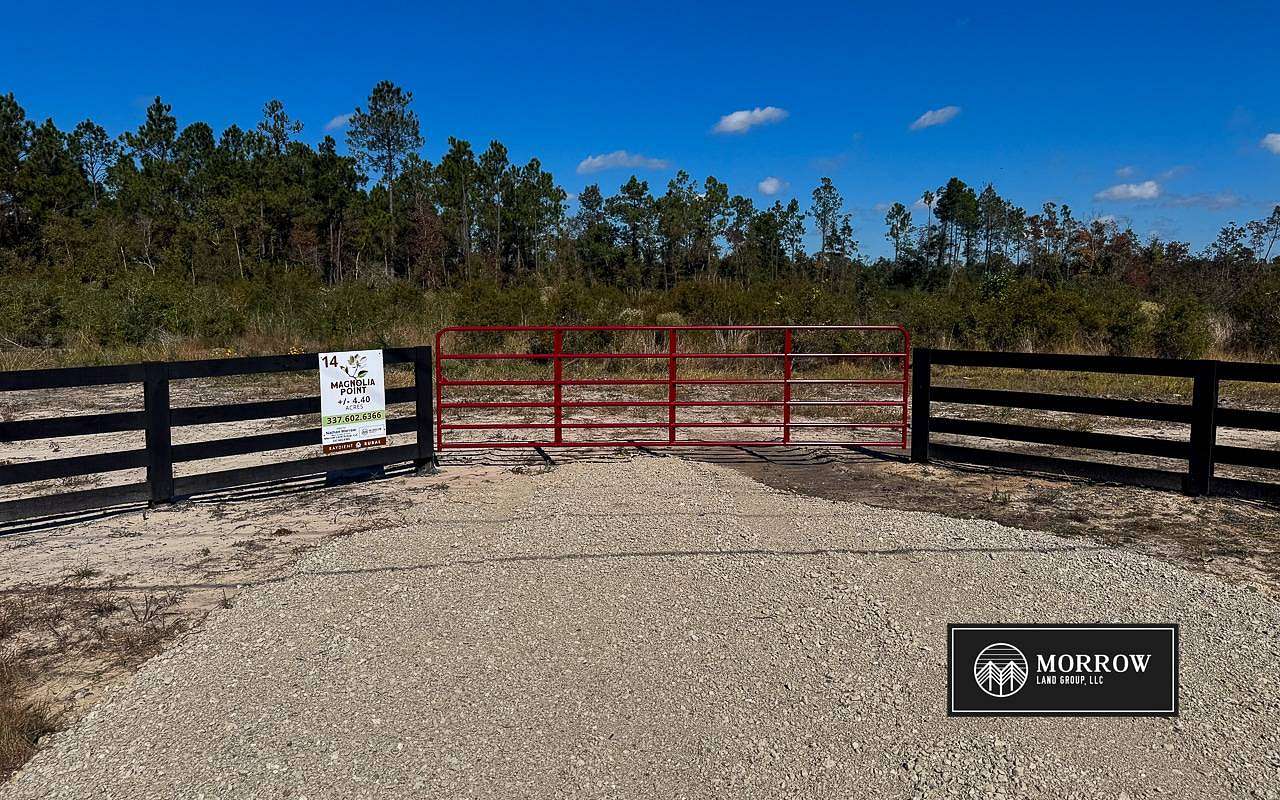 4.4 Acres of Residential Land for Sale in Vinton, Louisiana
