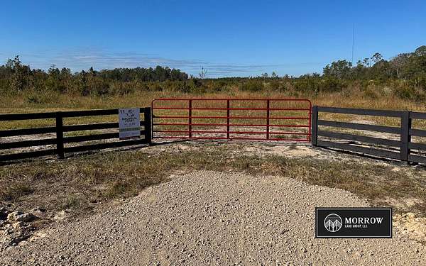 5 Acres of Residential Land for Sale in Vinton, Louisiana