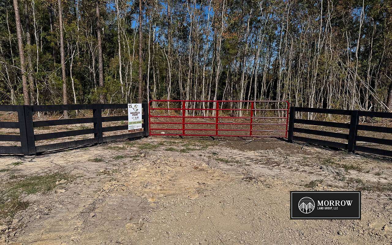 4.4 Acres of Residential Land for Sale in Vinton, Louisiana