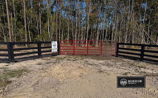 4.4 Acres of Residential Land for Sale in Vinton, Louisiana