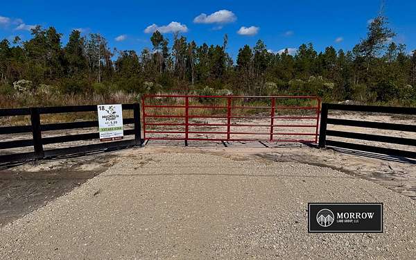5.6 Acres of Residential Land for Sale in Vinton, Louisiana