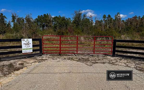 4.4 Acres of Residential Land for Sale in Vinton, Louisiana