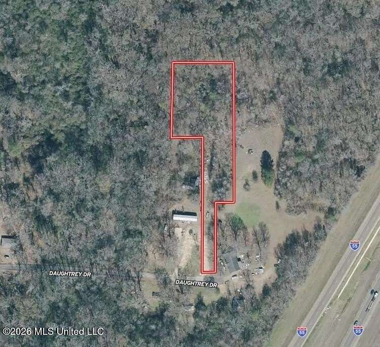 2 Acres of Residential Land for Sale in Madison, Mississippi