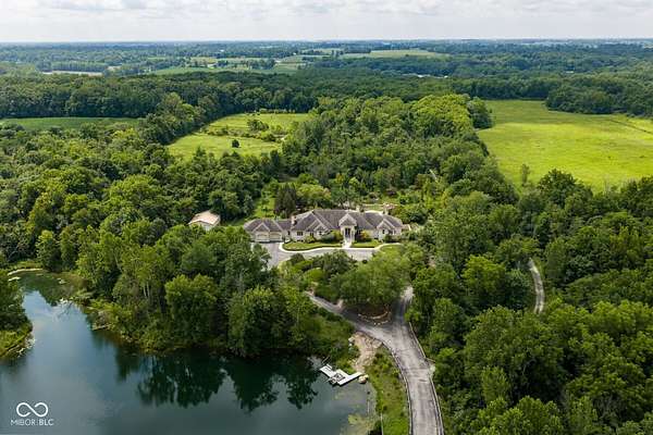 117 Acres of Recreational Land with Home for Sale in Anderson, Indiana