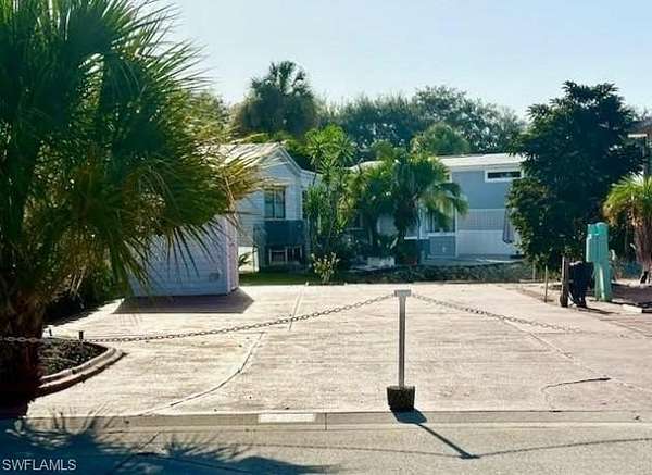 0.06 Acres of Land for Sale in Naples, Florida