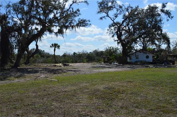 1.27 Acres of Land for Sale in Gibsonton, Florida
