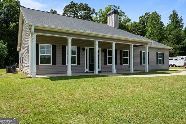 8 Acres of Land with Home for Sale in Hogansville, Georgia