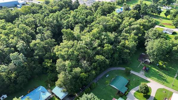 1 Acre of Land for Sale in Veedersburg, Indiana