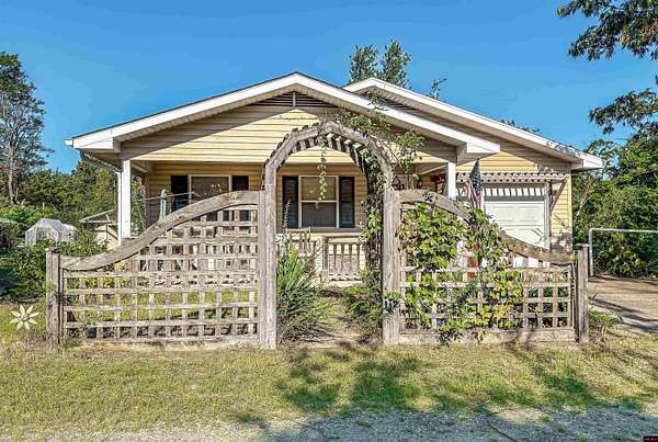 1.5 Acres of Land with Home for Sale in Yellville, Arkansas