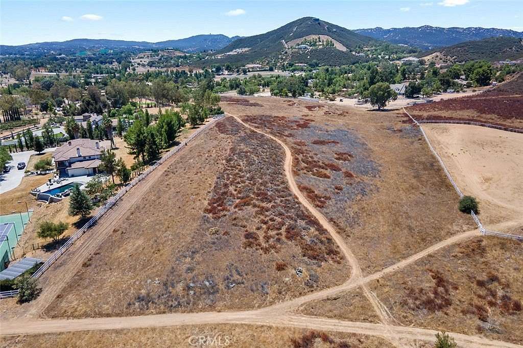 5 Acres of Land for Sale in Murrieta, California