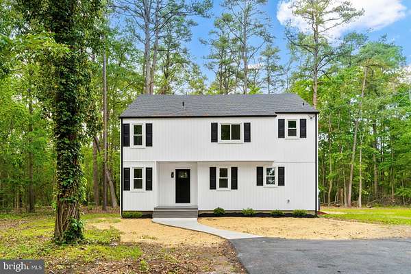 9 Acres of Land with Home for Sale in Tabernacle, New Jersey