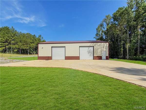 2.5 Acres of Improved Commercial Land for Lease in Northport, Alabama