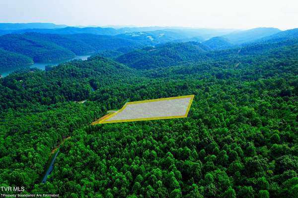 3.85 Acres of Residential Land for Sale in New Tazewell, Tennessee
