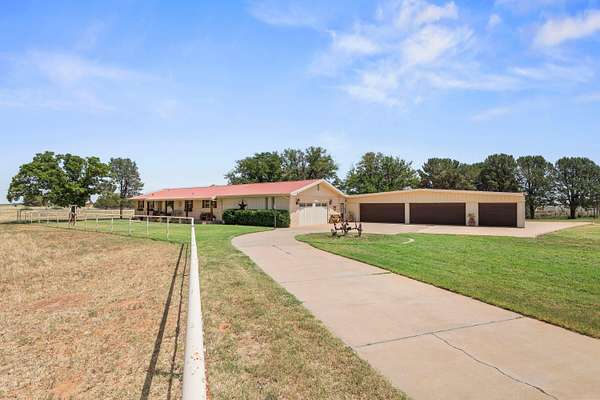 30 Acres of Land with Home for Sale in Brownfield, Texas