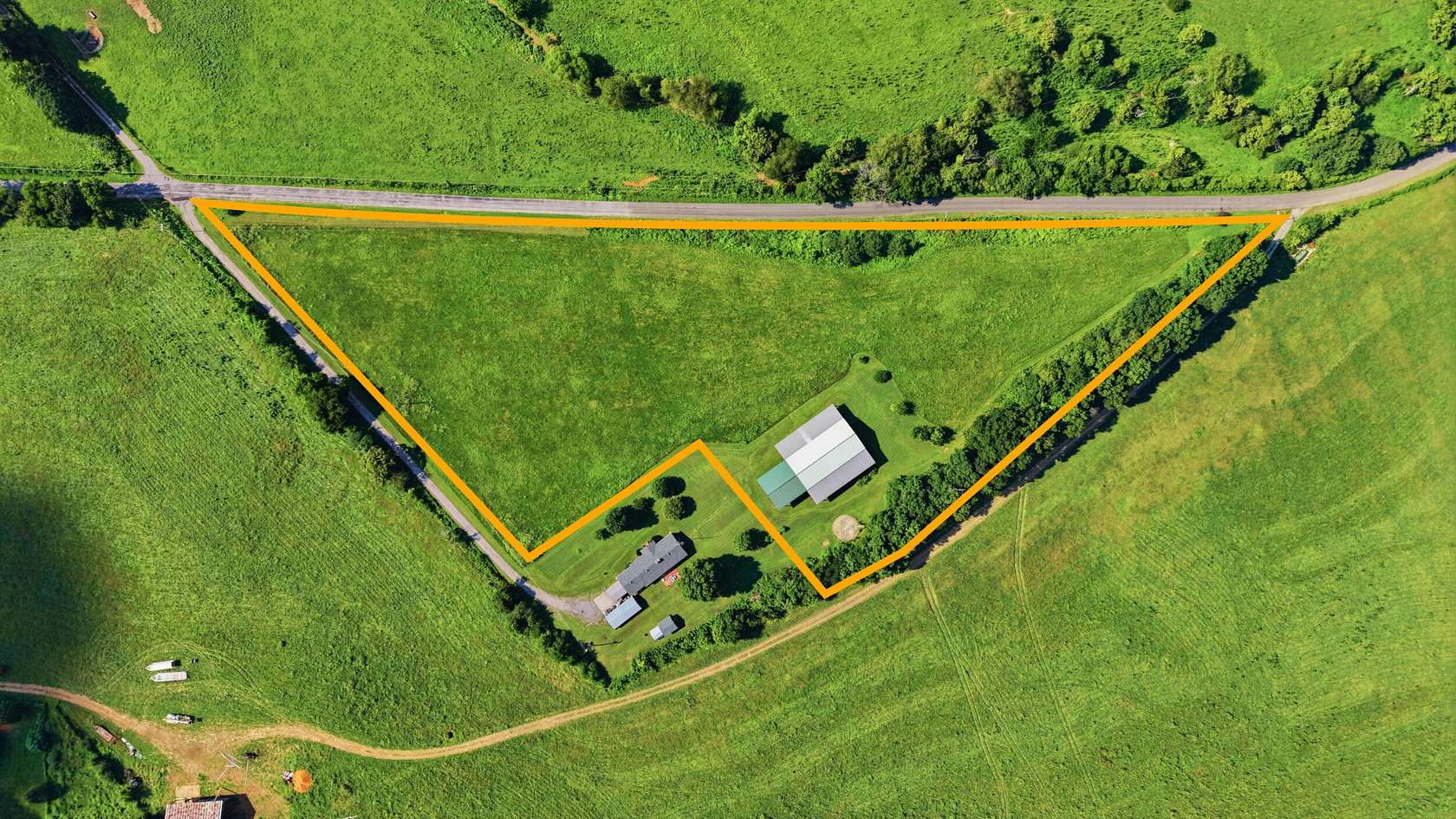 7.52 Acres of Agricultural Land for Sale in Pikeville, Tennessee