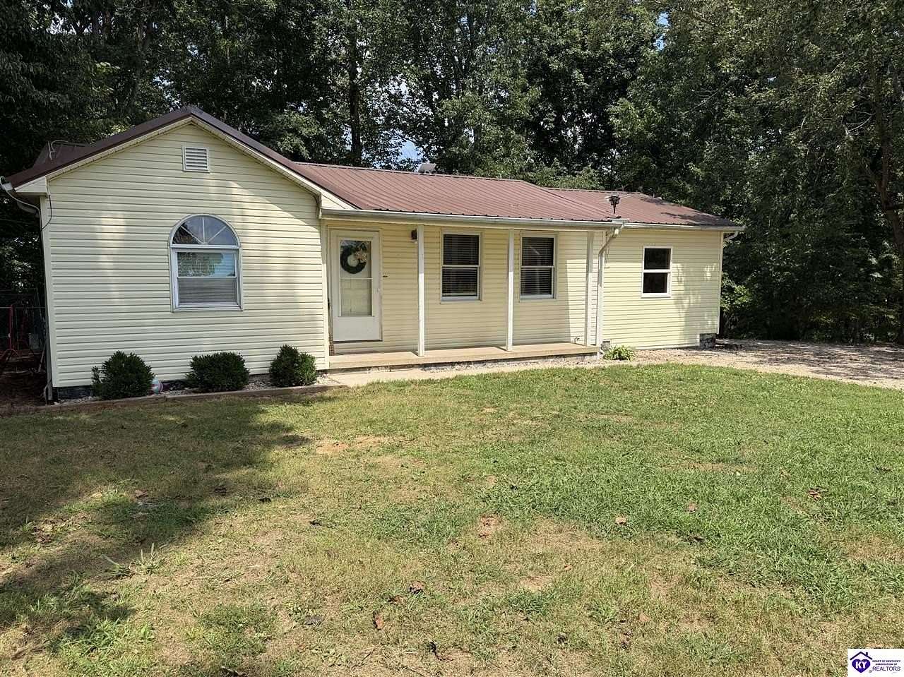 8.44 Acres of Land with Home for Sale in Eastview, Kentucky