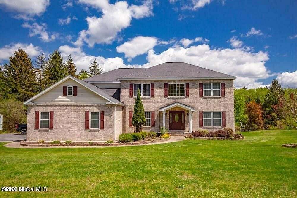 3.15 Acres of Land with Home for Lease in Schenectady, New York