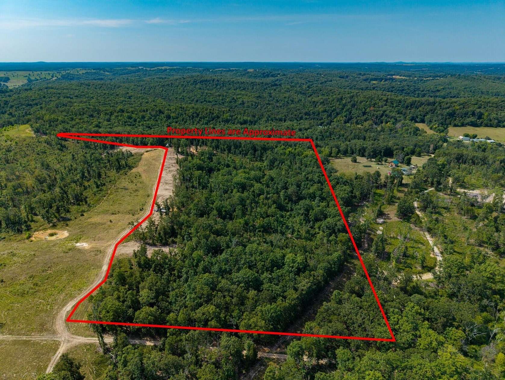 21 Acres of Recreational Land for Sale in Cabool, Missouri