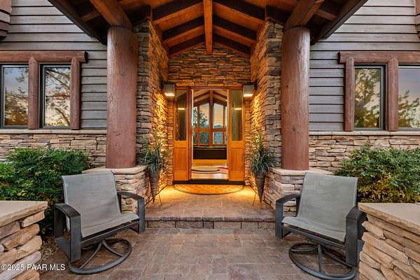3.13 Acres of Land with Home for Sale in Prescott, Arizona