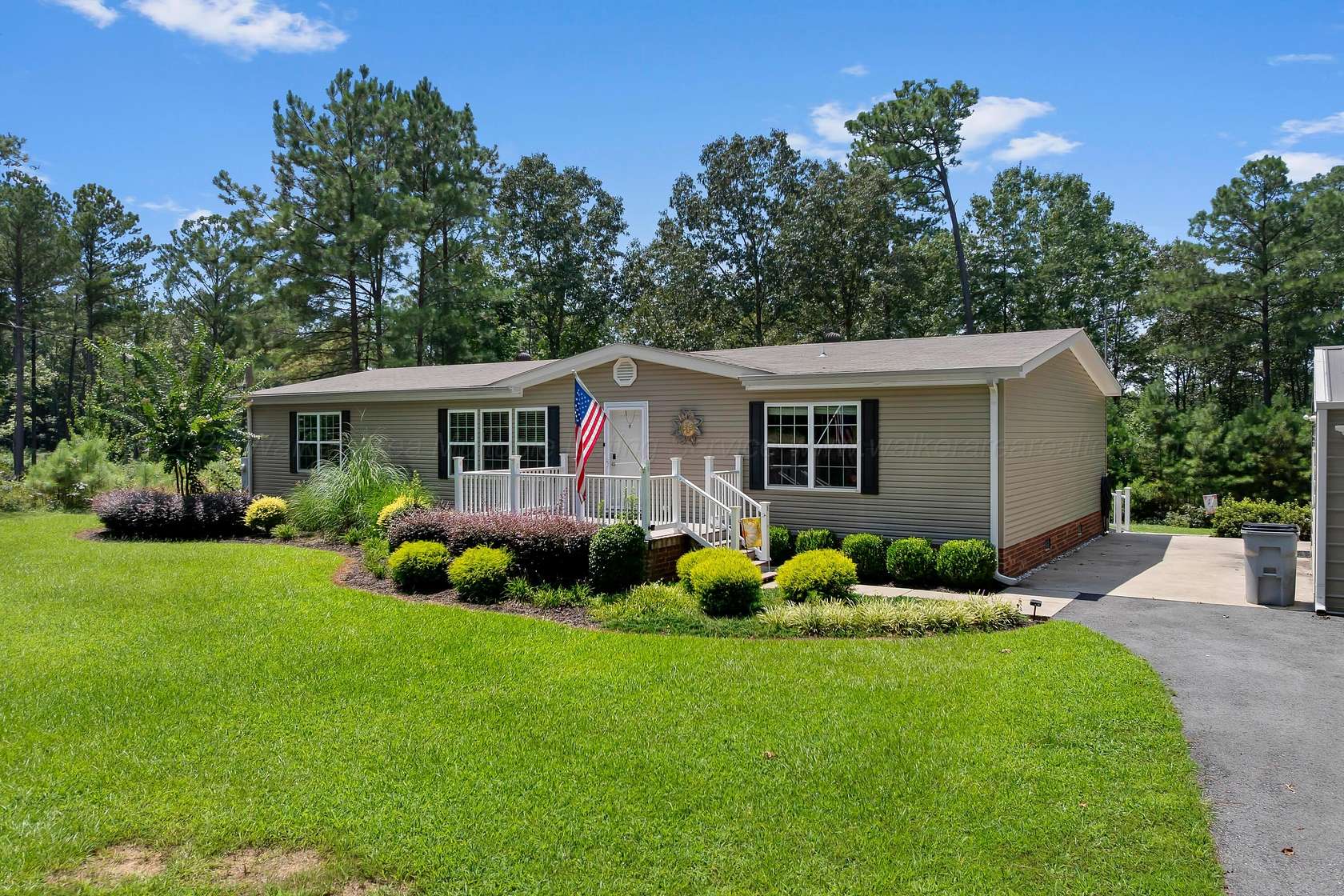 1.62 Acres of Land with Home for Sale in Jasper, Alabama