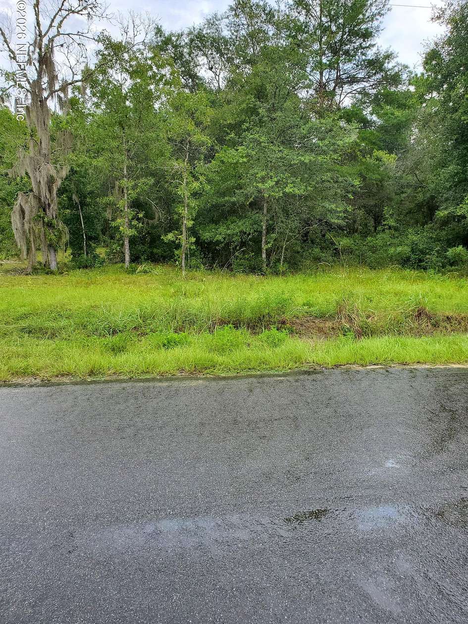 0.22 Acres of Residential Land for Sale in Interlachen, Florida