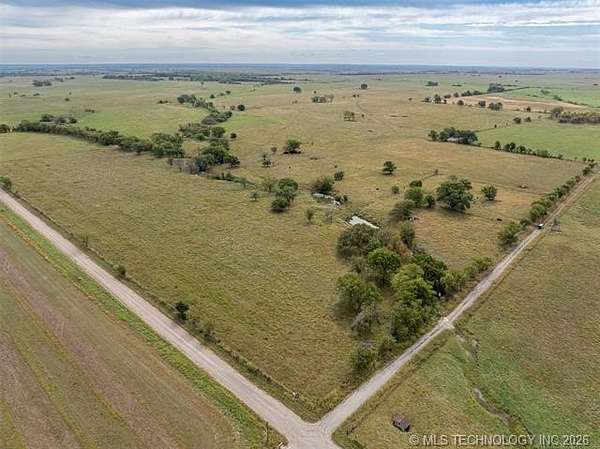 40 Acres of Land for Sale in South Coffeyville, Oklahoma