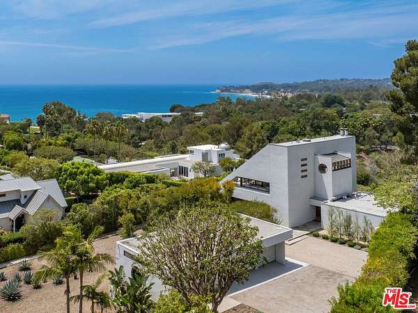 2 Acres of Land with Home for Sale in Malibu, California
