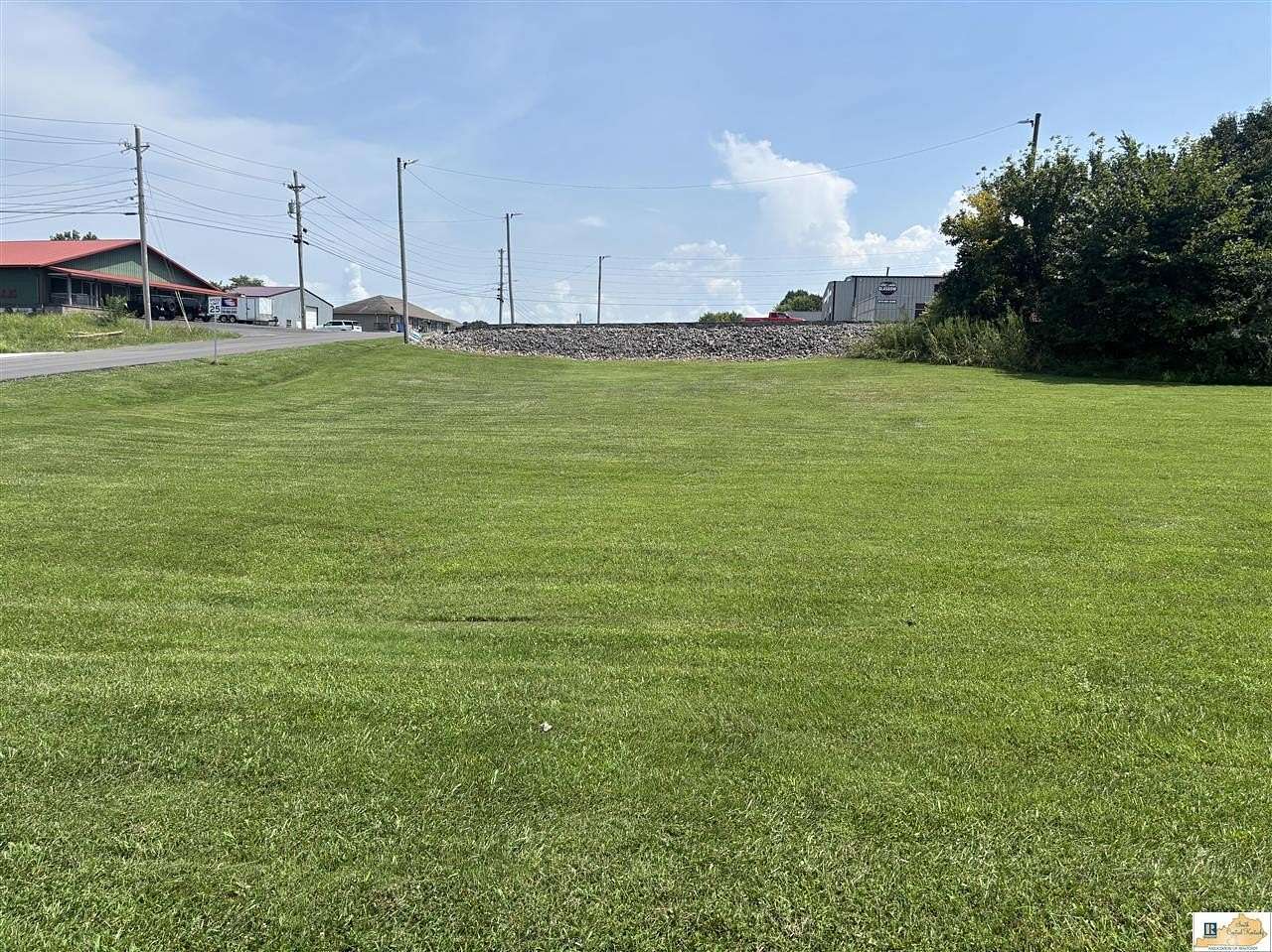1 Acre of Commercial Land for Sale in Glasgow, Kentucky