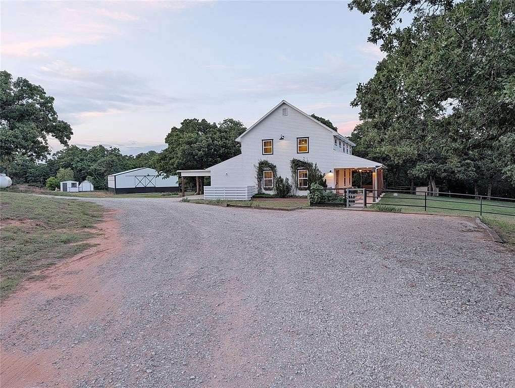 12 Acres of Land with Home for Sale in Norman, Oklahoma