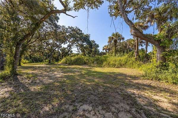 5.1 Acres of Residential Land for Sale in Alva, Florida