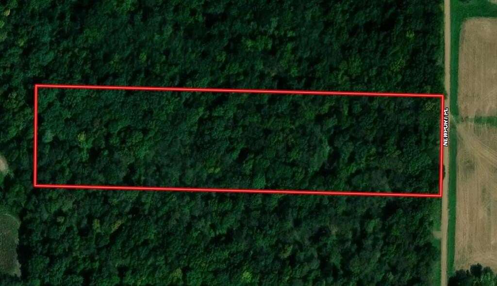 10 Acres of Land for Sale in La Plata, Missouri