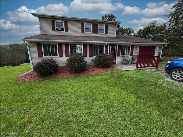 5.1 Acres of Land with Home for Sale in Lisbon, Ohio