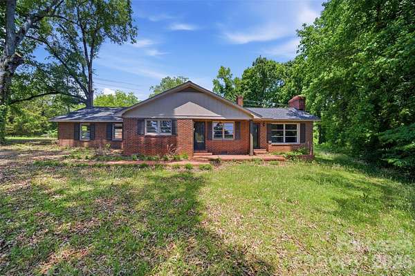 21.3 Acres of Recreational Land with Home for Lease in Lancaster, South Carolina